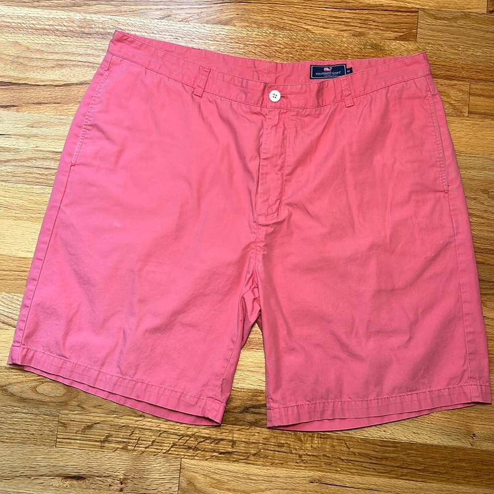 Vineyard Vines Men’s Club Shorts Size 42